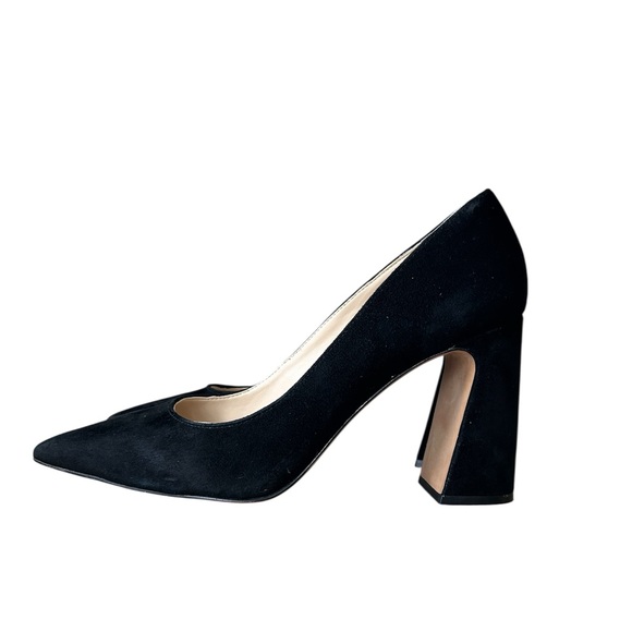Vince Camuto Shoes - Vince Camuto Black Suede Ableen Block Heels size 8.5